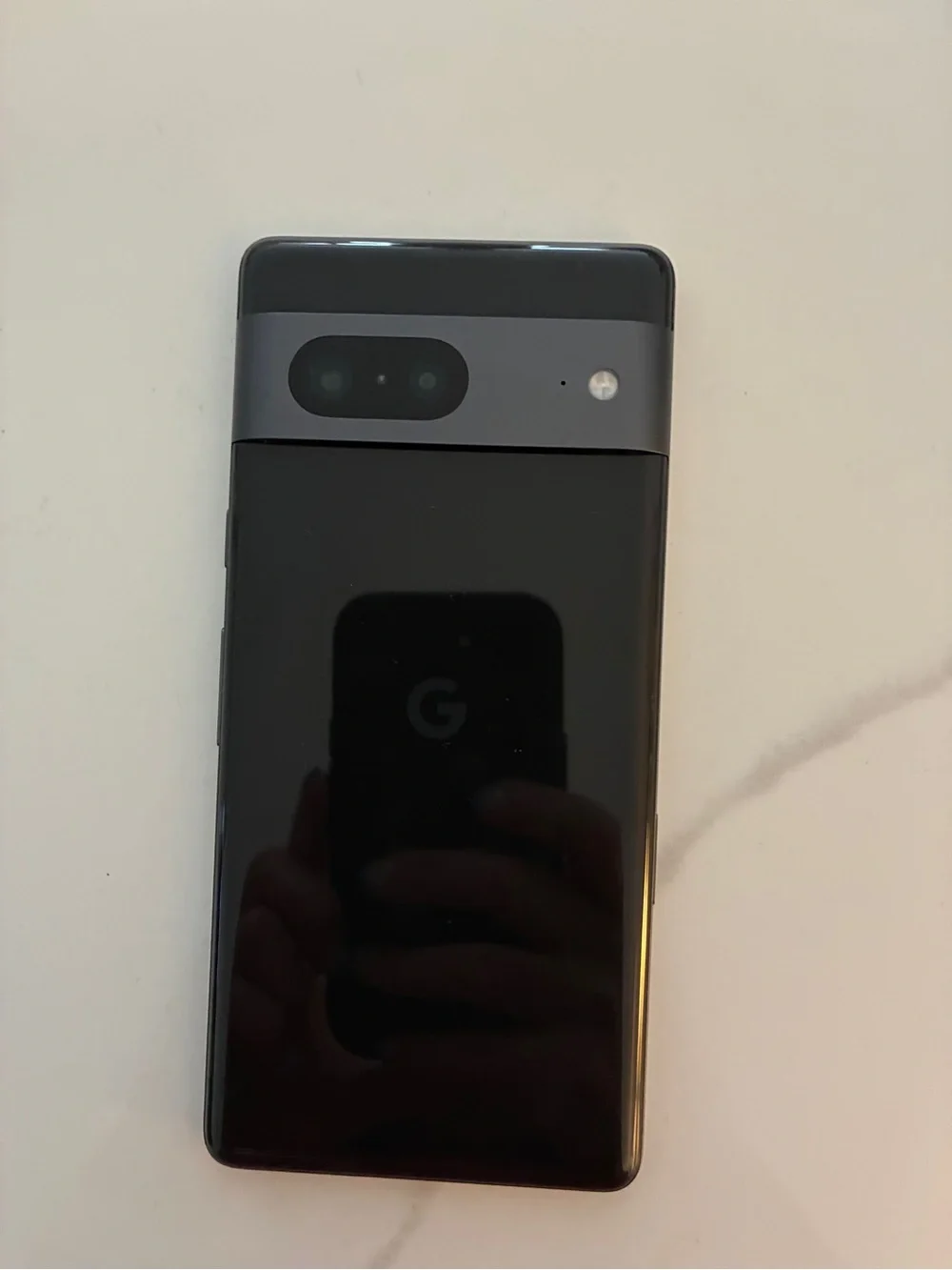 NWT- Google Pixel 7- Black with Gray Camera Bar Dual-Tone Smartphone